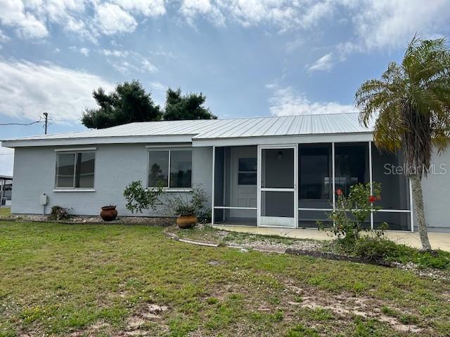 Foto principal - 18470 Van Nuys Cir