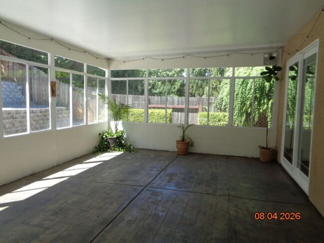Building Photo - 130 Bald Eagle Dr