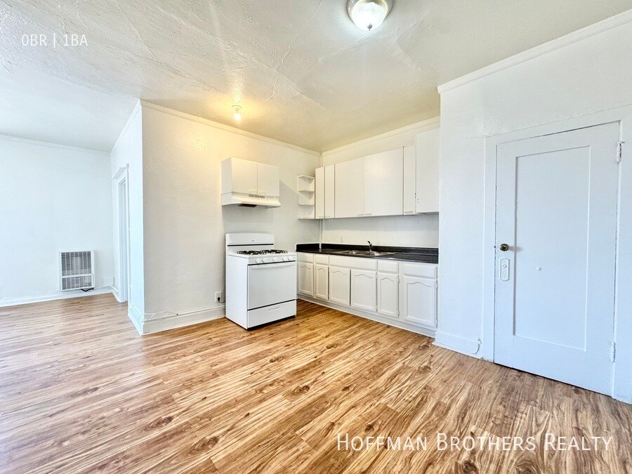 Foto principal - 2606 Normandie Ave