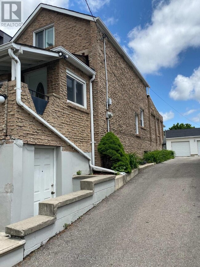 Building Photo - 173 Chambers Ave