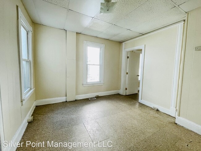 Building Photo - 3 br, 2 bath House - 188 South Ave