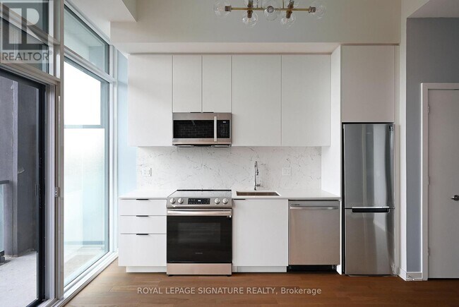 Photo du bâtiment - 50 Power St