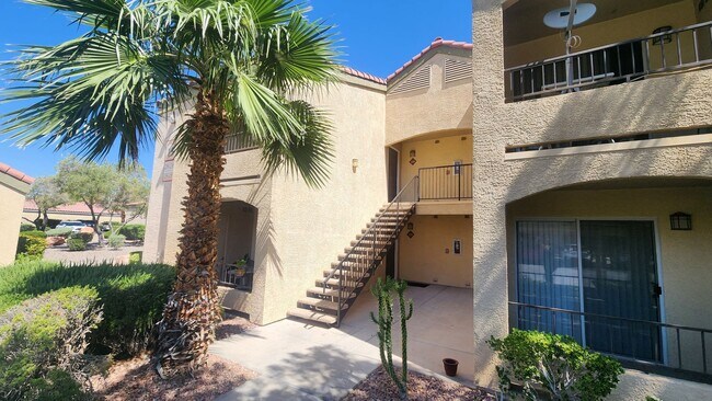 Building Photo - Fabulous 2nd floor condo with 1 bedroom, 1...
