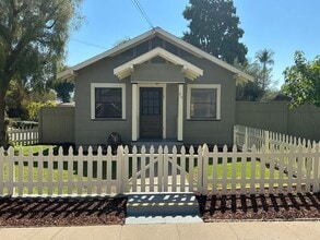 Building Photo - 330 E River Ave