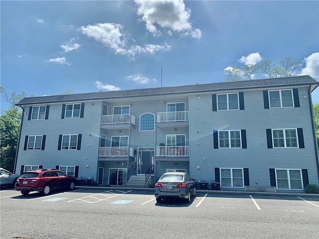 Building Photo - 402 New River Rd