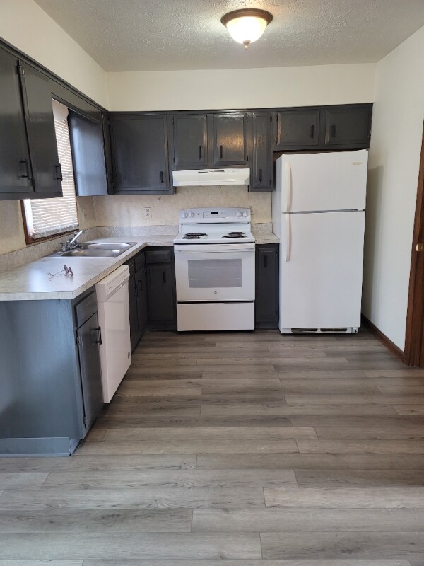 2212 Harsh Ave SE, Massillon, OH 44646 Townhome Rentals in Massillon