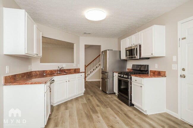 Foto del edificio - 1239 Matt Moore Ct