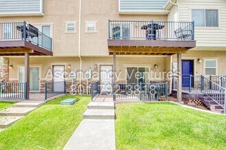 Building Photo - 3871 S 1630 W