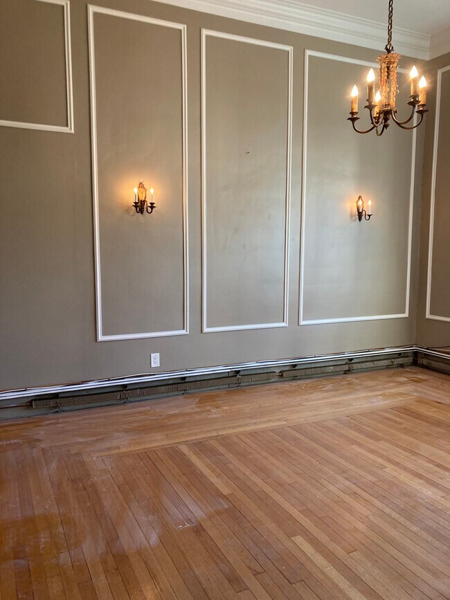Living Room - 302 Susquehanna Ave