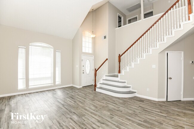 Foto del edificio - 6706 Smallwood Dr