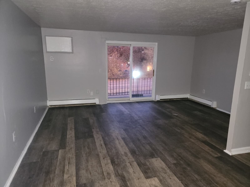 Photo - 13540 Superior Rd (East Cleveland, OH)