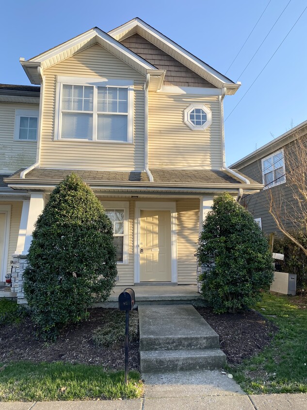 Front of your lovely townhouse! - 809 Benton Ave