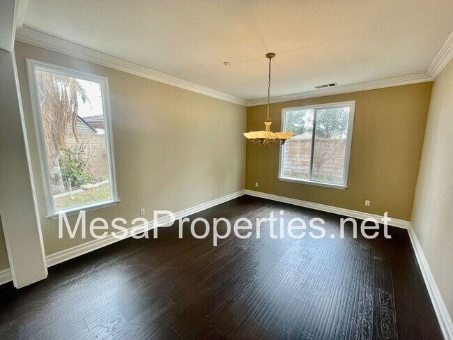 Building Photo - 15471 American Way