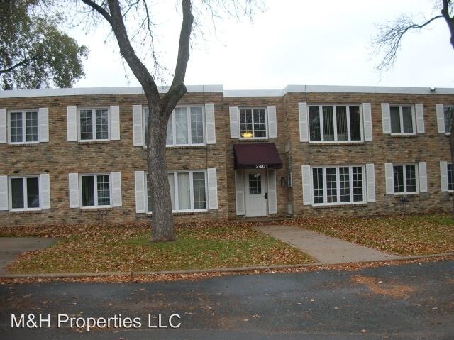 Building Photo - 2400 W 90th St