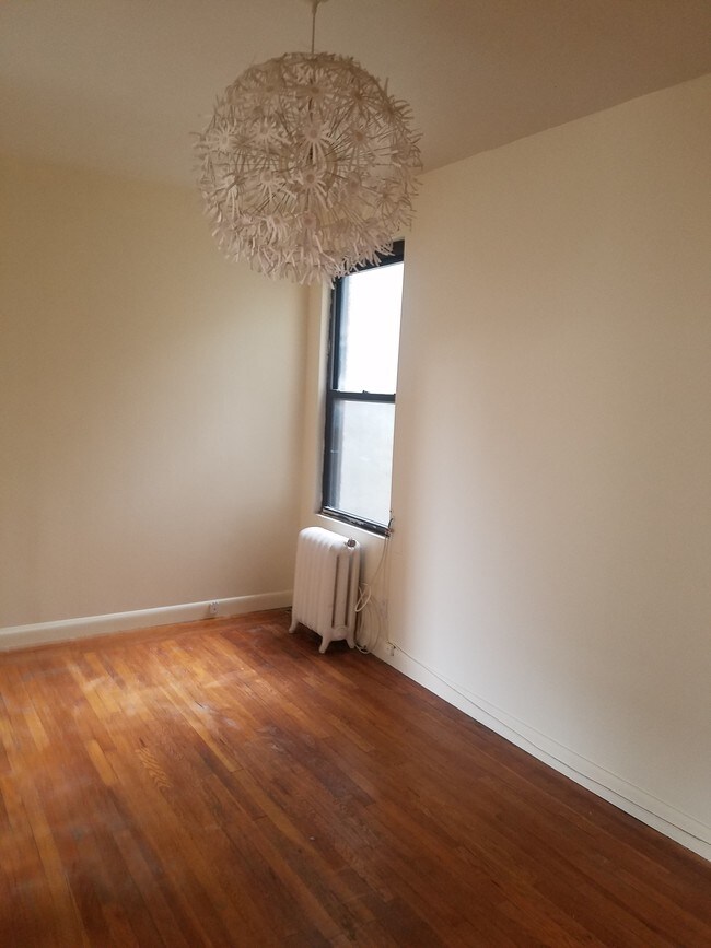 Living Room Queens Ny 45-18 48th st queens, ny 11377 rentals - queens, ny | apartments Living Room Queens Ny 45-18 48th st queens, ny 11377 rentals - queens, ny | apartments
