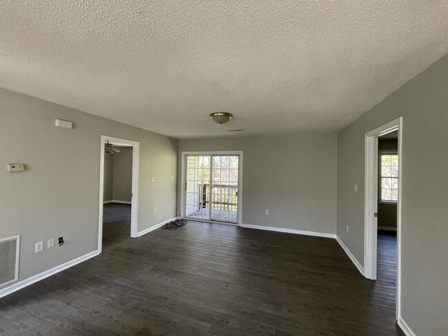 Photo - 111 McBrandon Dr Townhome