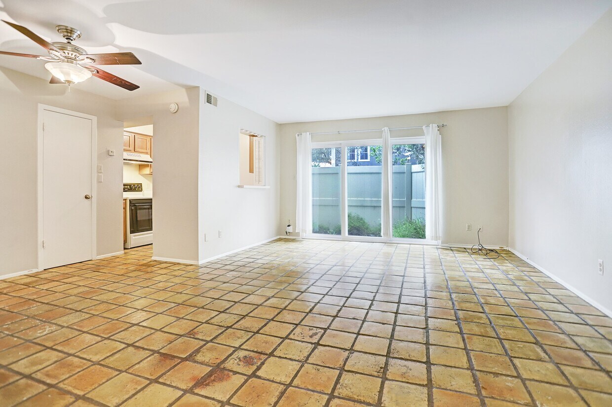 Foto principal - 305 Avondale St