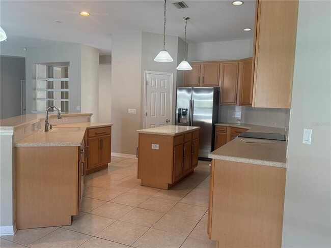 Building Photo - 5516 Garden Arbor Dr