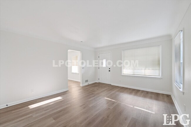 Foto del edificio - 3714 Wallwerth Dr