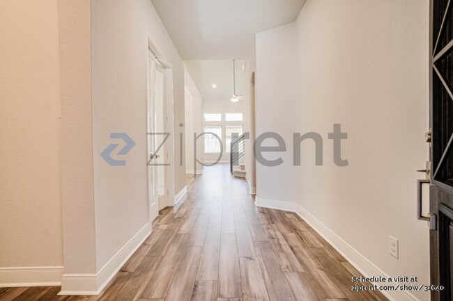 Building Photo - 1713 Friendship Ln