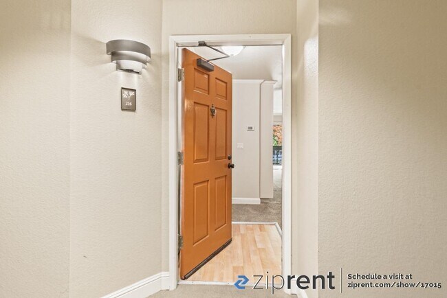 Foto del edificio - 2550 Oak Rd