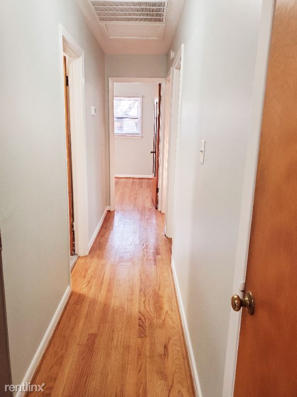 Building Photo - 3 br, 2 bath House - 1350 Shaw Rd