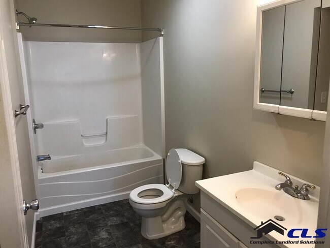 Foto del edificio - 828 N 12th St