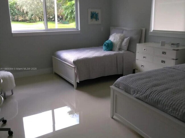 Foto del edificio - 3 bedroom in Miami Lakes FL 33014
