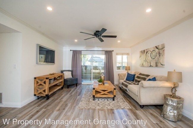 Building Photo - 20885 Serrano Creek Rd