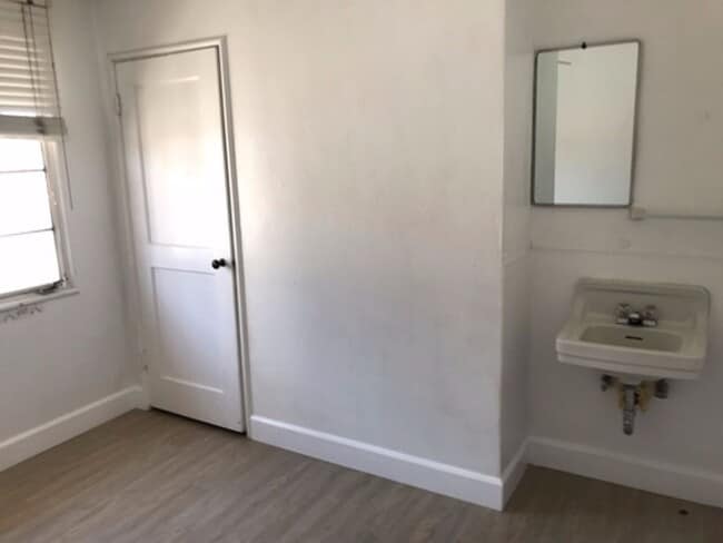 Building Photo - Room in an old convent--Females only