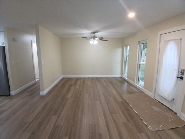 Building Photo - 181 Guaymas Dr