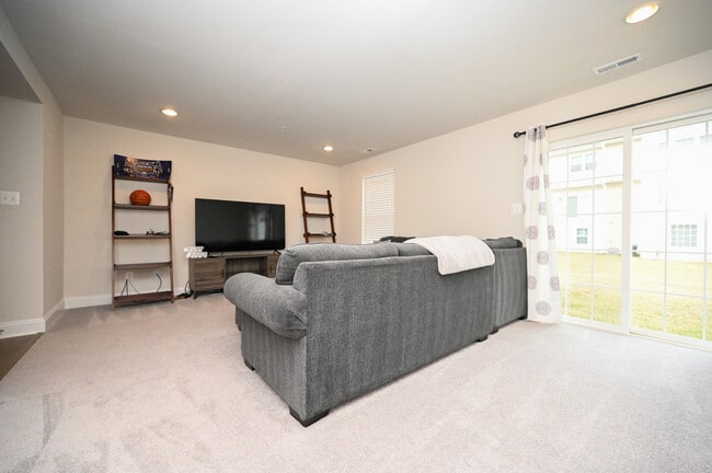 Photo - 522 Calvert Way Townhome