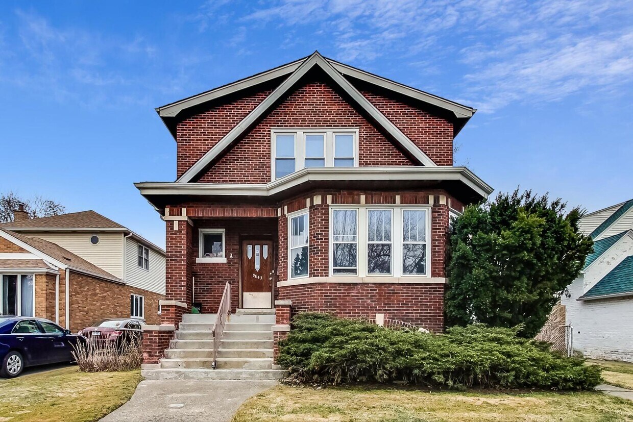 Primary Photo - 9643 S 50th Ct