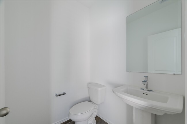 Building Photo - 5619 Simcrest Grove Dr