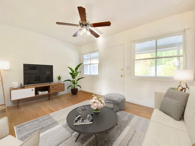 Interior Photo - Village of Roses