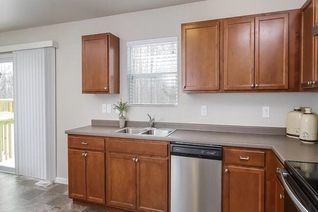 Building Photo - Outstanding Home for Lease