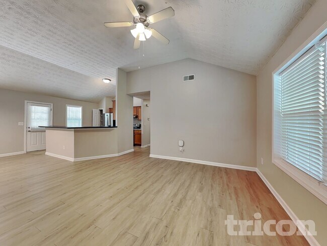 Foto del edificio - 216 Douthit Bridge Rd