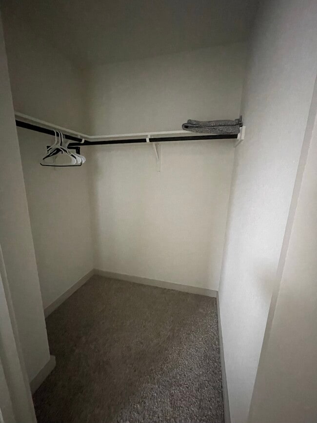 Building Photo - 13705 Mc Arthur Dr