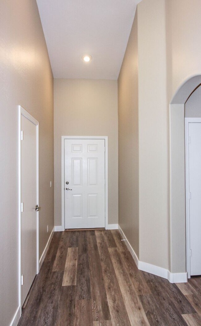 Foto del edificio - 3 Bedroom Home in Pronghorn Ranch