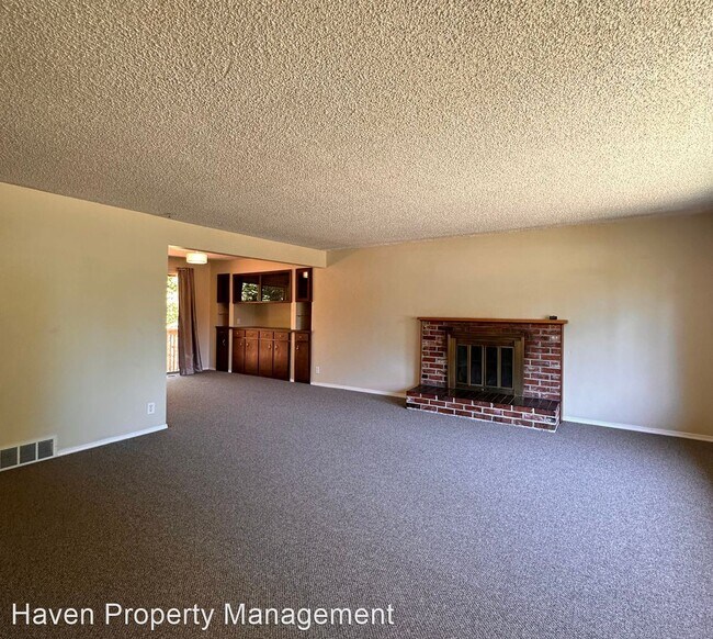 Foto del edificio - 3 br, 1.5 bath House - 22204 53rd Ave W