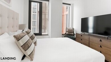 Building Photo - 632 Howard Rd SE