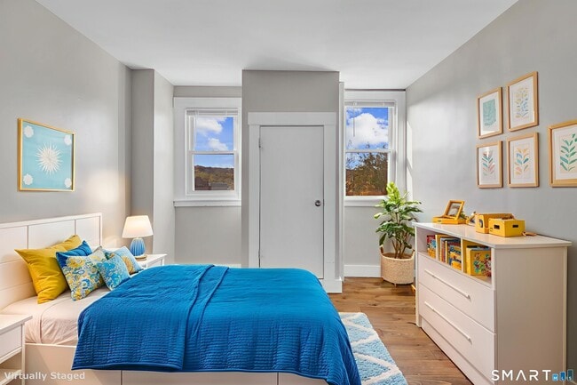 Building Photo - 82 Water St