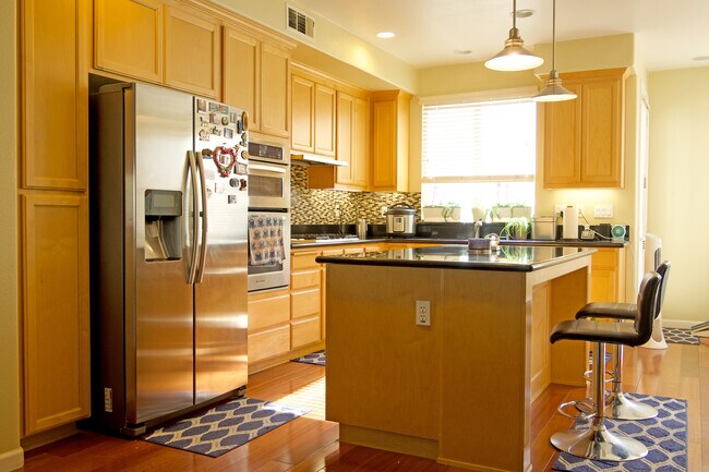 Kitchen - 6375 Byron Ln