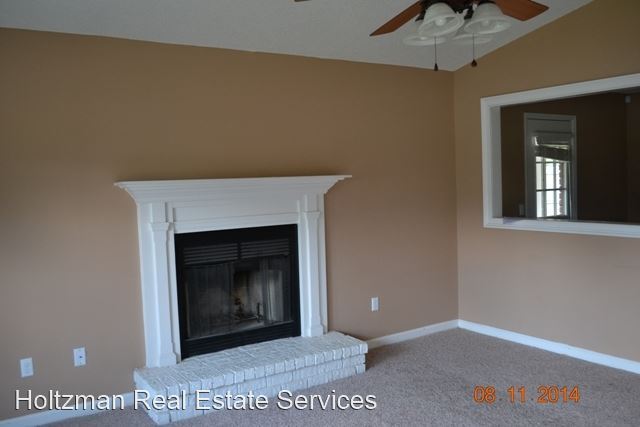 Building Photo - 4 br, 2 bath House - 1111 Tomcat Trail