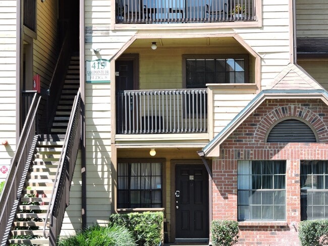 Building Photo - 1Bedroom Condo - Lakewood Park, Altamonte ...