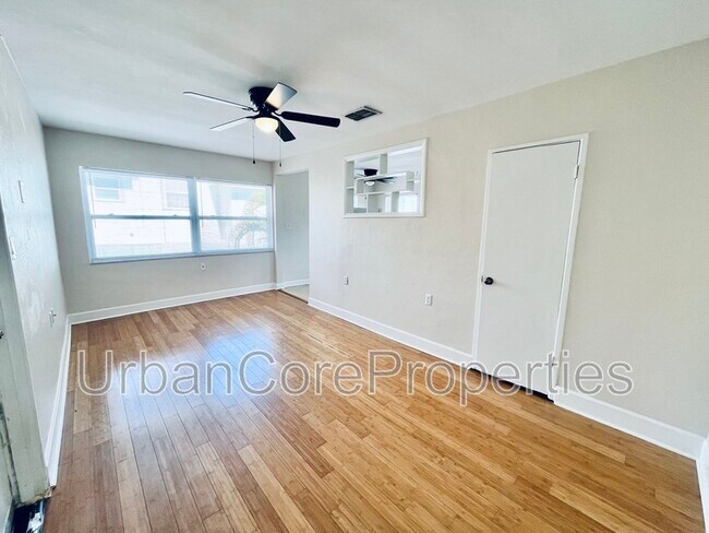 Foto del edificio - 1527 5th St N