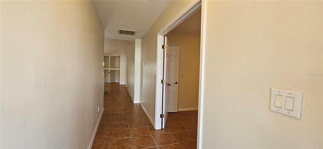 Foto del edificio - 3007 SW Santa Barbara Pl