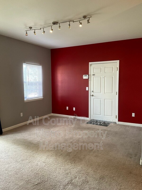 Foto del edificio - 5335 Pecos Wy