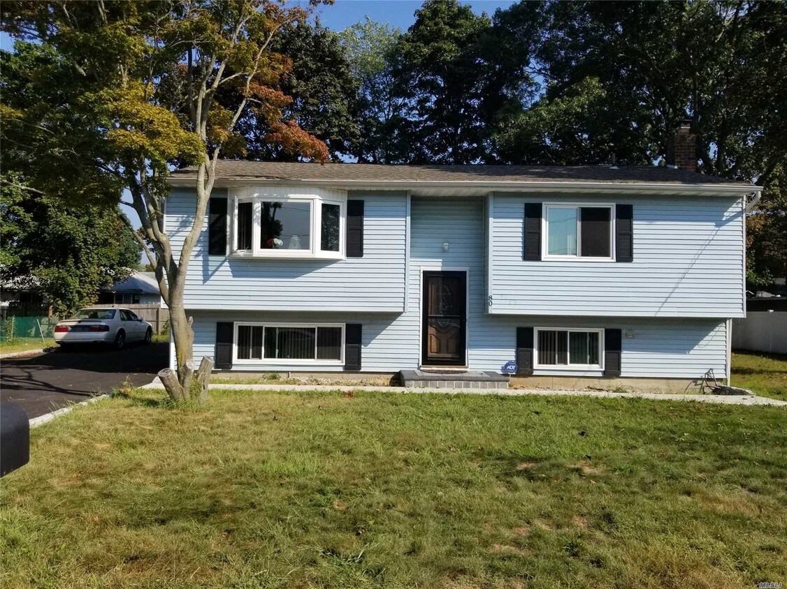 80 Jefferson St, Amityville, NY 11701 House Rental in Amityville, NY
