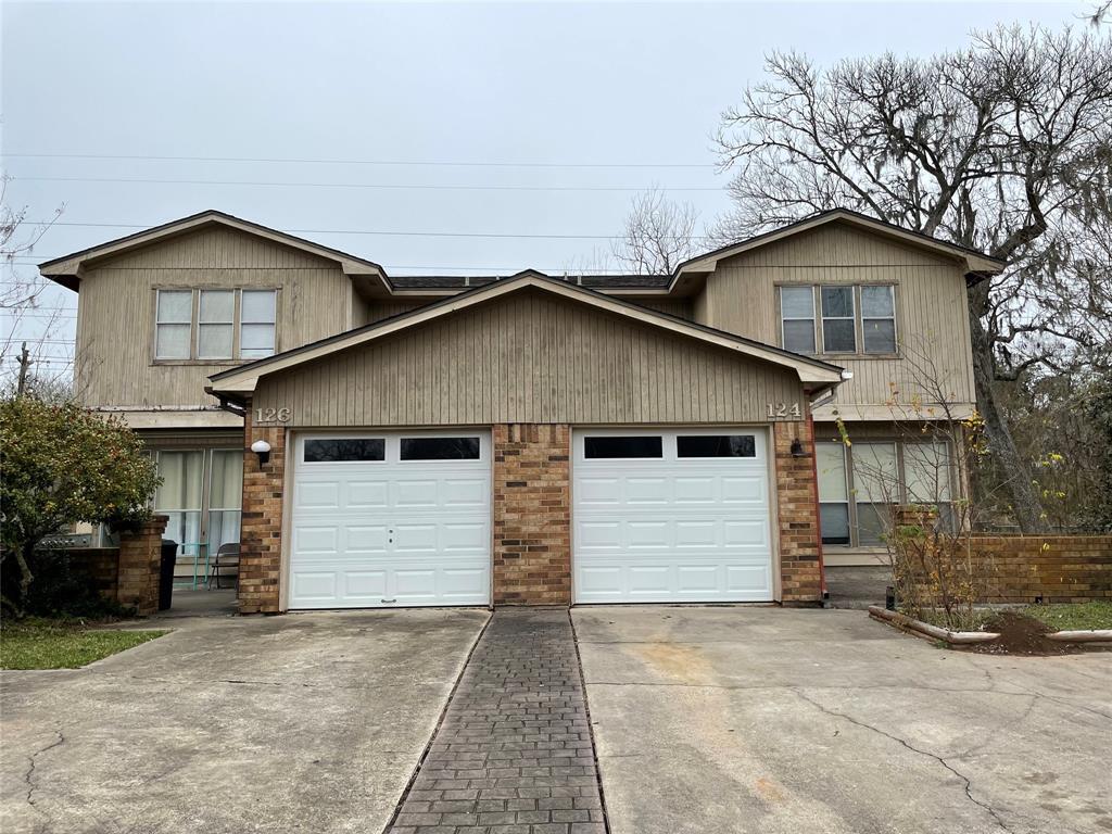 124 Sugar Cane Cir, Lake Jackson, TX 77566 Room for Rent in Lake Jackson, TX